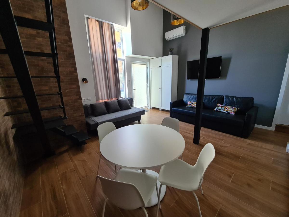 Hlius Brand New Apartments Валенсия Экстерьер фото