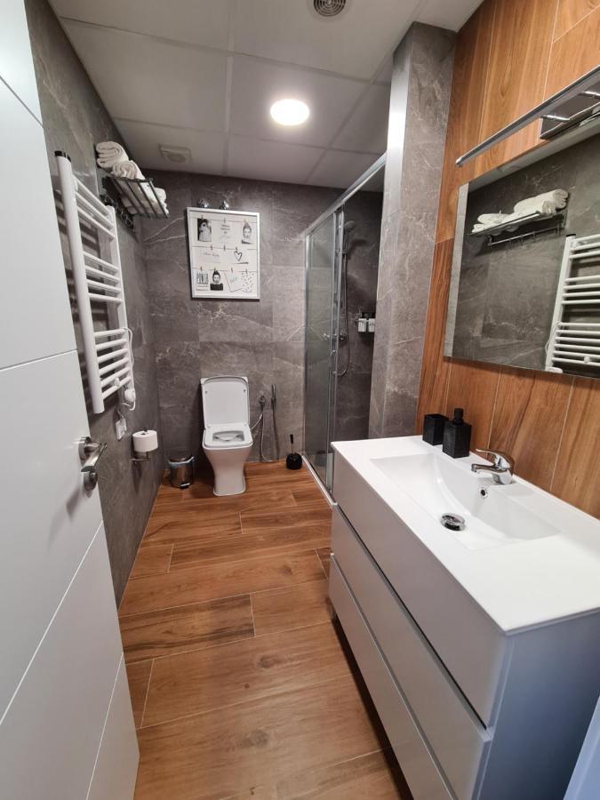 Hlius Brand New Apartments Валенсия Экстерьер фото